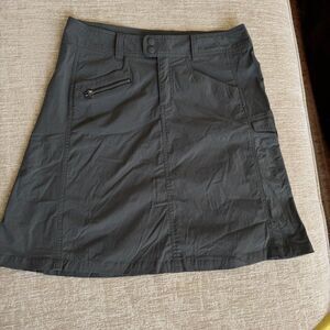 Royal Robbins Ripstop Women's Dark Gray Nylon Stretch Hiking Trail Skirt Sz 8